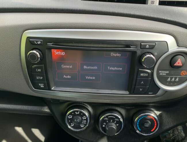 2012 Toyota Yaris 1.4 D-4D TR thumb 6