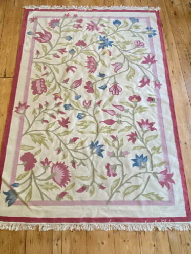 Floral Wool Flatwoven Rug (Kilim Style)  0