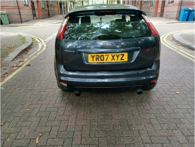 Ford Focus St 3 thumb 8