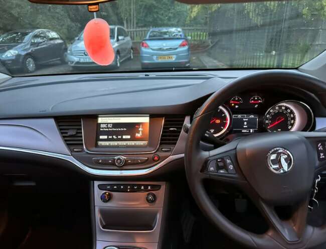2016 Vauxhall Astra,  Petrol  4