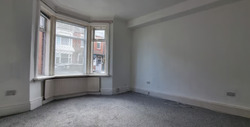 New! Spacious, Newly Refurbished 2 Bed Ground Floor Flat to Let on Richmond Road in South Shields! thumb 3