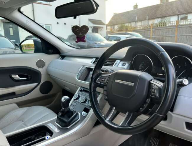 2015 Land Rover Range Rover Evoque thumb 4