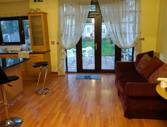 Super King Room with Bills Inclusive £900  2