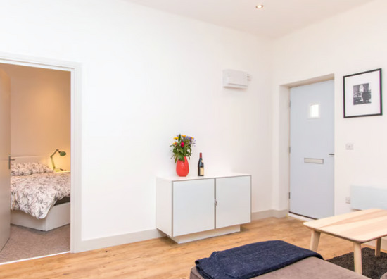 2 Bedroom Flat for rent Montpellier £1300  1