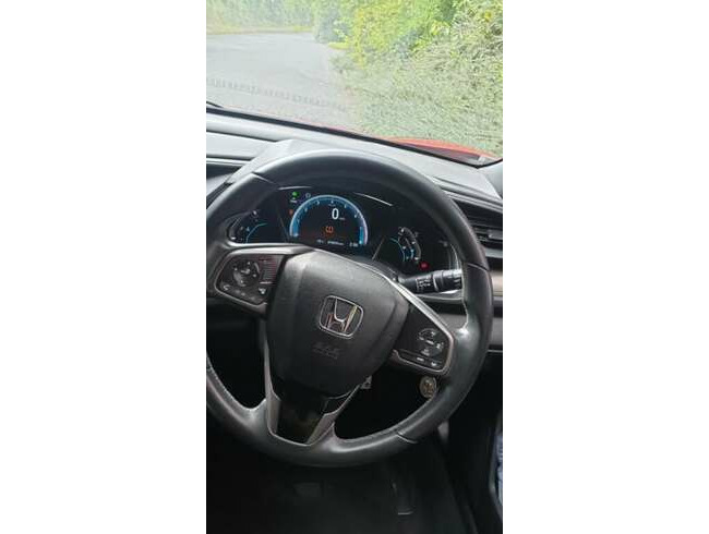 2017 Honda, Civic, Hatchback, Manual, 988 (cc), 5 Doors  4