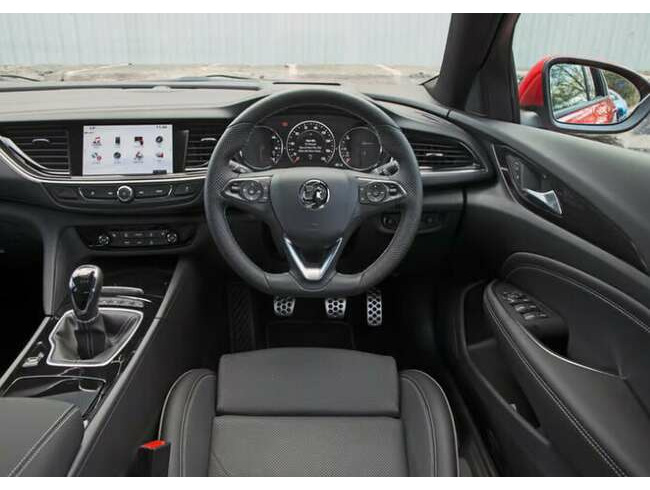 2017 Vauxhall, Insignia, Hatchback, Manual, 1598 (cc), 5 Doors thumb-115618