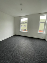 3 Bedroom House in South Yardley Birmingham Area Newly Refurbished Great Transport Links