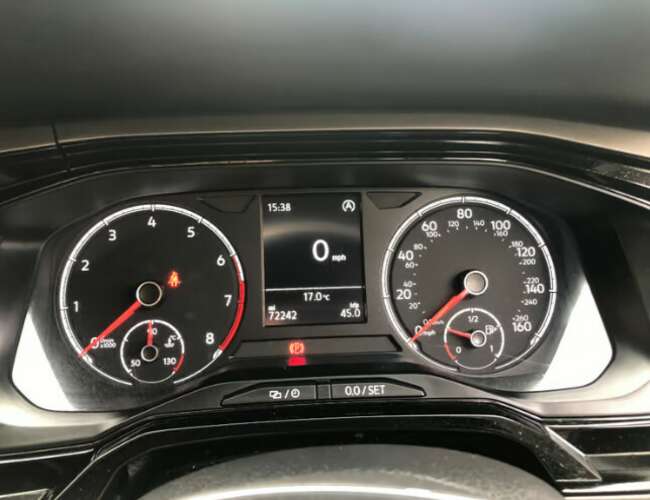 2018 Volkswagen, Polo, Hatchback, Manual, 999 (cc), 5 Doors  4