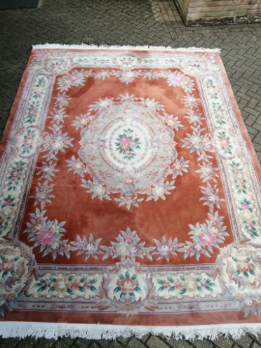 Chinese Carpet / Rug 100% Wool 2.7M x 3.6 M  0