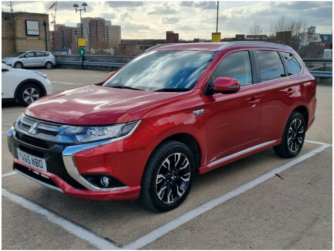 2016 Mitsubishi Outlander, Electric Hybrid Tax Free 64000 Miles only M  2