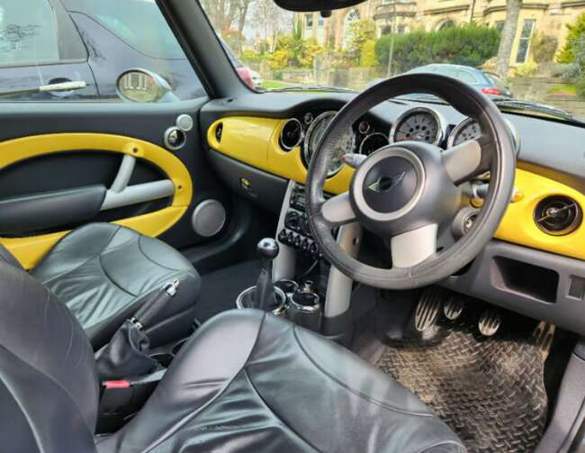 2005 Mini Cooper S - Convertible - Canary Yellow. Will be sold with new MOT!! thumb 7