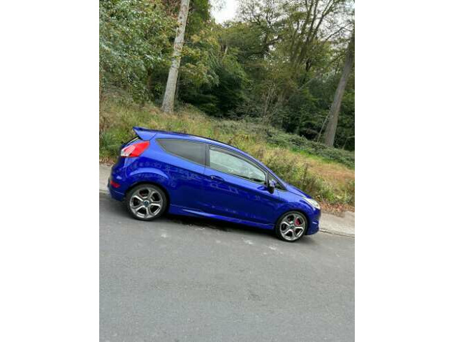 2013 Ford Fiesta St 2 180 Turbo, Heater Leather  7