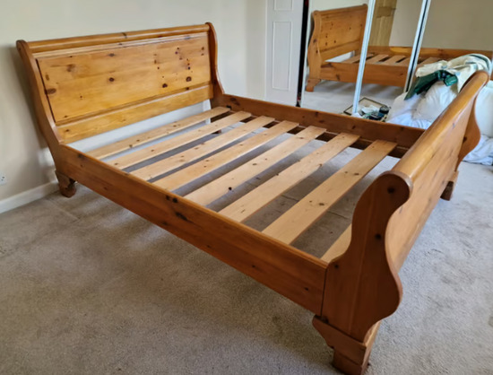 King Size Sleigh Bed and Pine Bedroom Furniture Bedside Cabinets  1