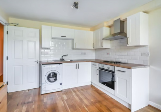 4 bedroom flat in Hayfield Road, North Oxford, Oxford {I1QFE} Book Online - The Rent Guru  1