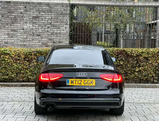 2012 Audi A4 2.0 TDI Black Edition 4dr Diesel Manual Euro 5 (s/s) (177 ps)  4