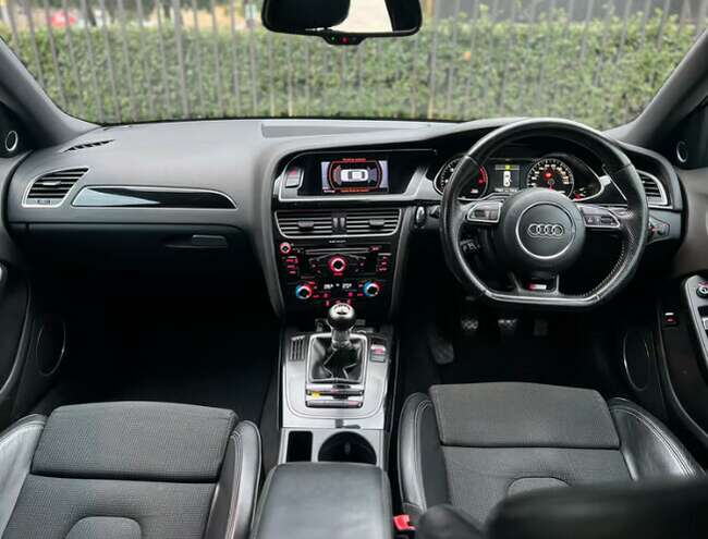 2012 Audi A4 2.0 TDI Black Edition 4dr Diesel Manual Euro 5 (s/s) (177 ps) thumb 8