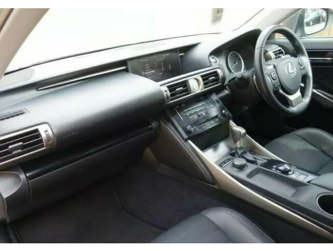2014 Lexus, IS, Saloon, 2494 (cc), 4 doors thumb 3