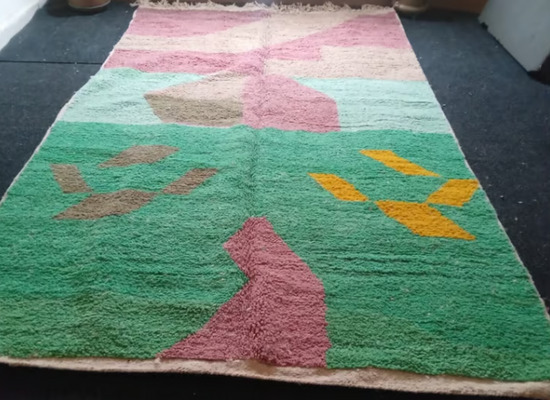 Large handmade moroccan rug - 5'2ft x 8ft  0
