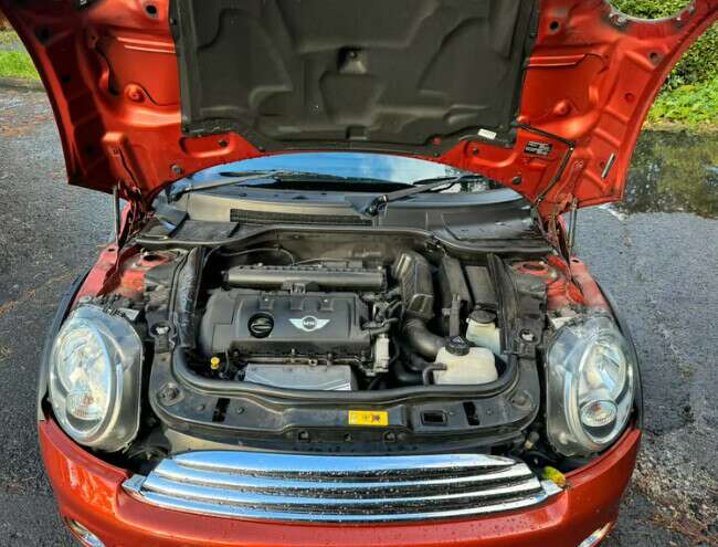 2012 Mini Convertible *LOW MILAGE*  8