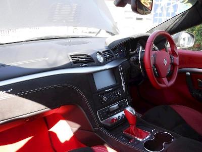  2015 Maserati Granturismo Sport Auto 4.7 thumb 5
