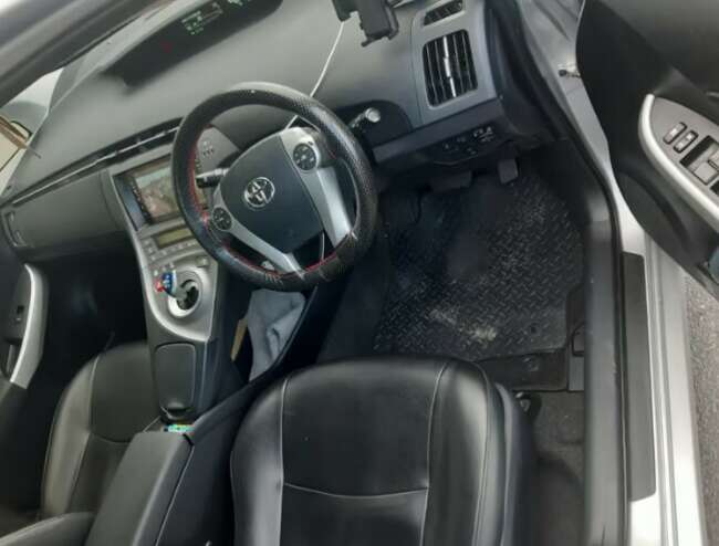 2014 Toyota, Prius Hybrid, 1797 (cc) thumb 8