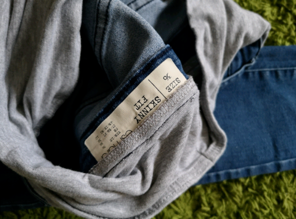 Ladies Maternity/Pregnancy Clothes Bundle - £15 - Jeans, Etc  7