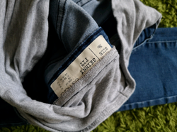 Ladies Maternity/Pregnancy Clothes Bundle - £15 - Jeans, Etc thumb 8
