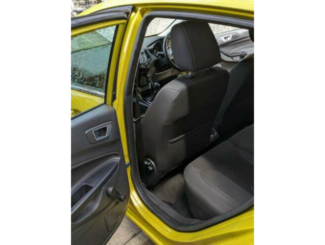 2015 Ford, Fiesta, Hatchback, Manual, 998 (cc), 5 Doors  6