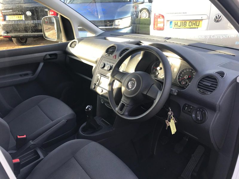  2014 Volkswagen Caddy Maxi 1.6 TDI 5dr  6