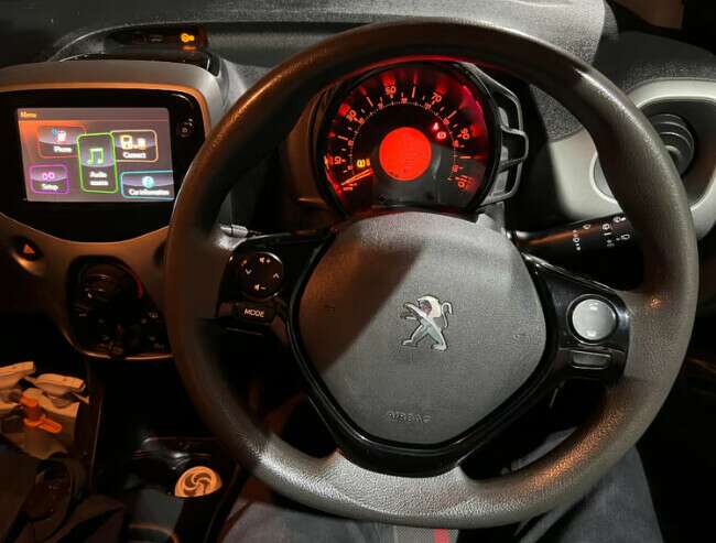 2014 Peugeot, 108, Hatchback, Manual, 998 (cc), 3 doors £0 Road Tax thumb 7