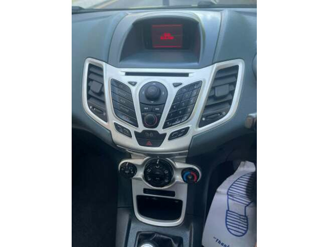 Ford Fiesta Zetec - 1.4 Petrol - ULEZ - Serviced thumb 8