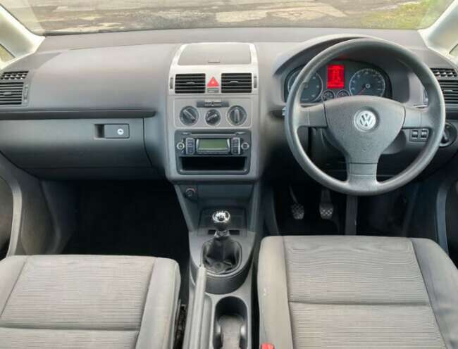 2009 Volkswagen Touran 1.9 Tdi 7 Seater MPV Full Years MO  4