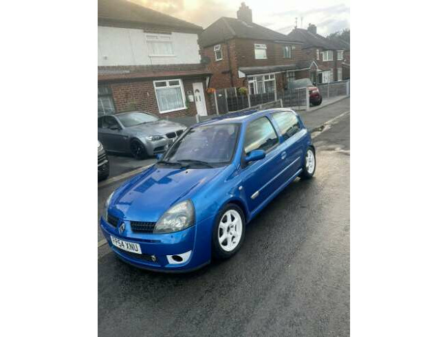 2004 Renault Clio 182 Track Car for Sale  3