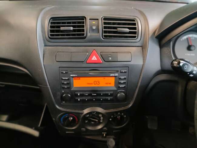 2010 Kia, Picanto, Hatchback, Manual, 999 (cc), 5 Doors thumb 5