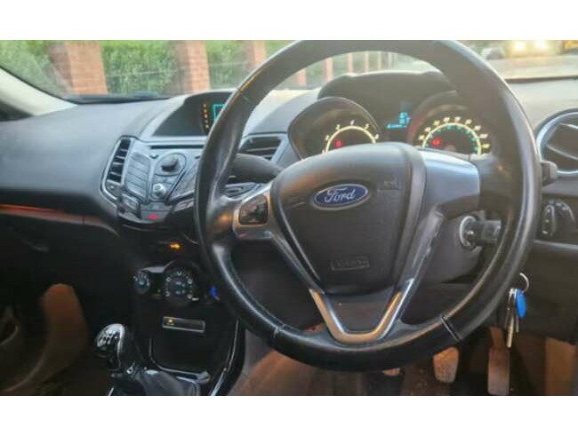 2014 Ford Fiesta 5dr Zetec  6