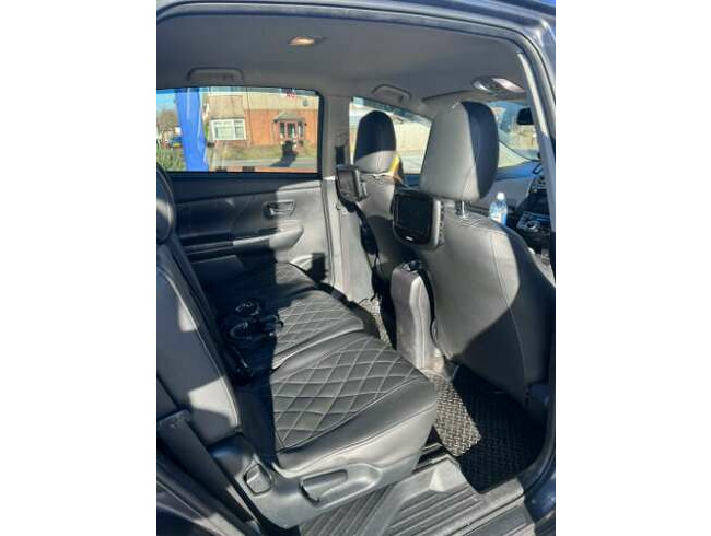 2015 Toyota Prius Plus 7 seater Excel UK   6