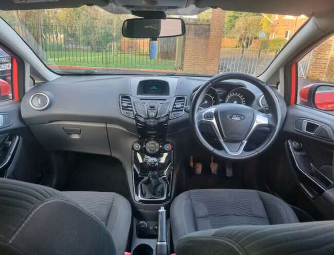 2014 Ford Fiesta Ecoboost  5