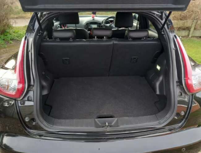 2014 Nissan, JUKE, Hatchback, Manual, 1461 (cc), 5 doors  4