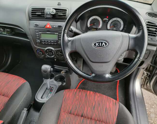 2008 Kia, PICANTO, Hatchback, 1086 (cc), 5 doors  4