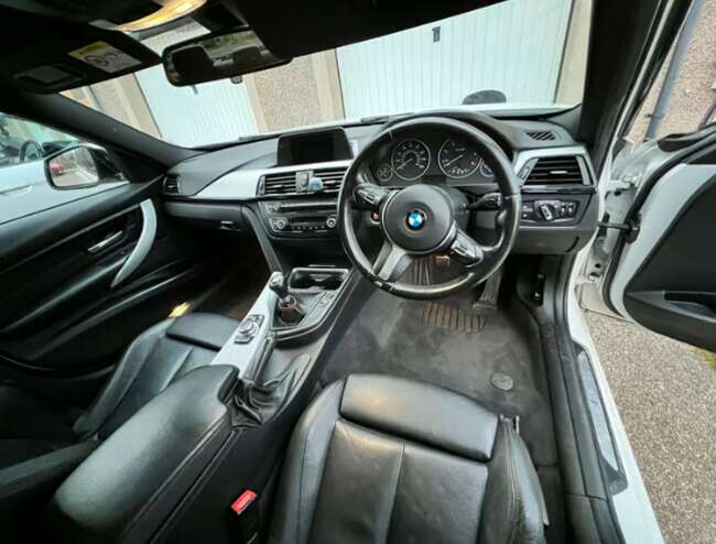 2015 BMW 3 Series M Sport 2.0  3