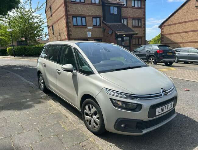 2017 Citroen Grand C4 Picasso 7 seaters, 1.6 diesel Euro 6 Manual PCO ready