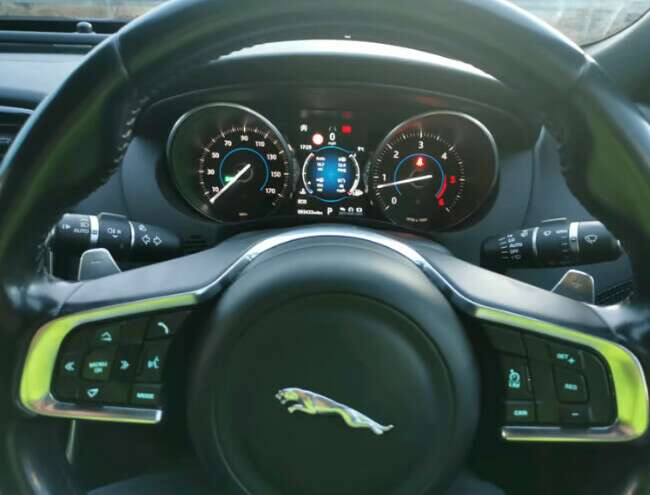 2017 Jaguar XE R Sport, Diesel, Automatic  7