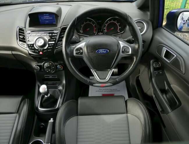 2015 Ford Fiesta St-3  7