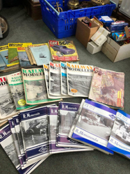 Selection of Car, Boat and Trains Magazines thumb-20192