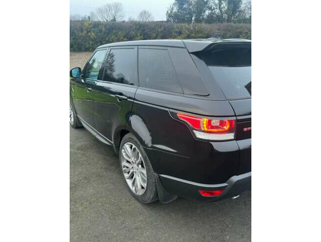 2015 Land Rover Range Rover Sport 7 Seater Automatic  2