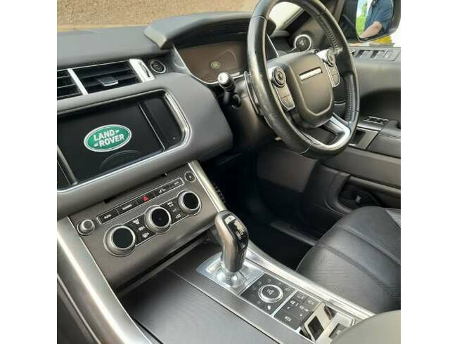 2015 Land Rover Range Rover Sport 7 Seater Automatic  4