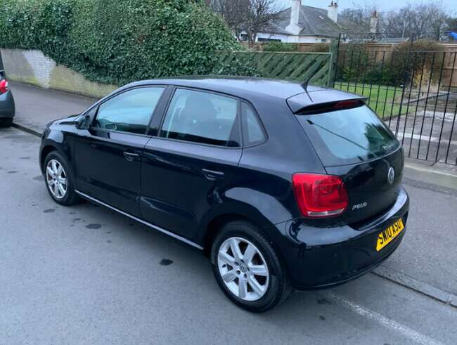 2010 Volkswagen Polo 1.6 Diesel £35 a year road tax  0
