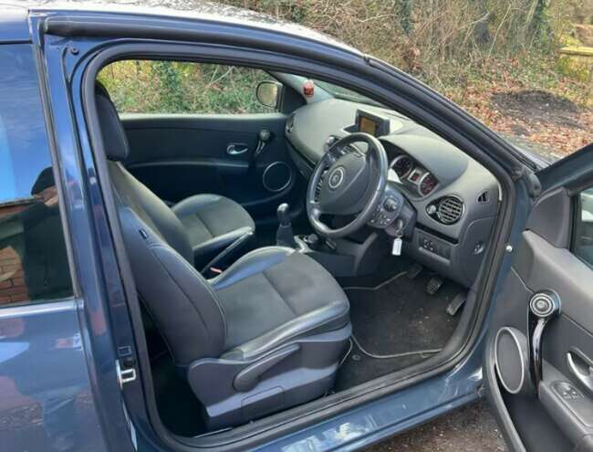 2012 Renault, Clio, Hatchback, Manual, 1149 (cc), 3 Doors  6