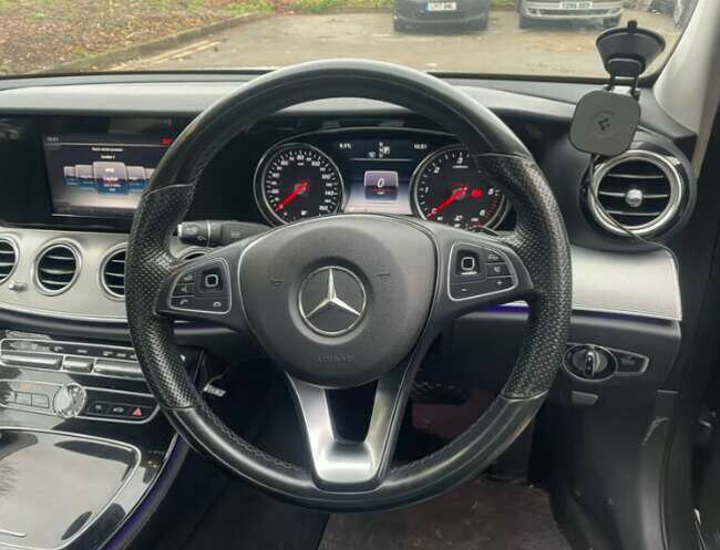 2016 Mercedes E220d Saloon  6