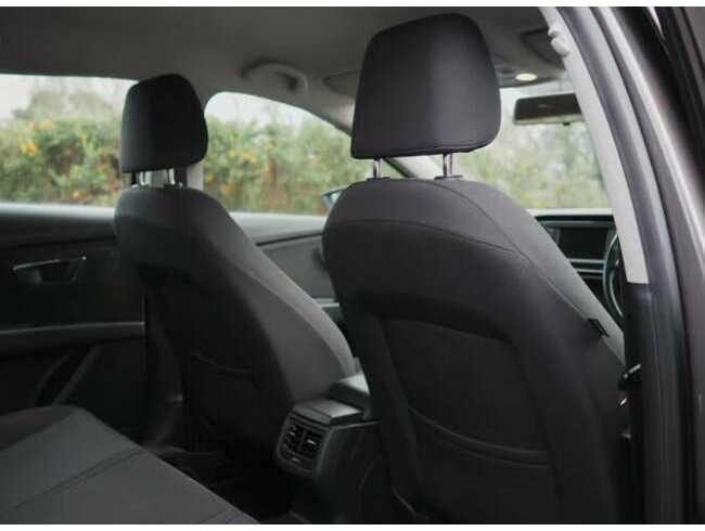 2014 Seat, Leon, Hatchback, Semi-Auto, 1197 (cc), 5 Doors  3